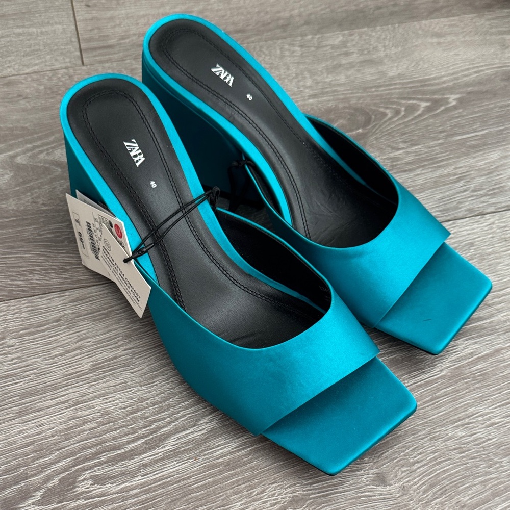 Zara Women's Vibrant Blue Block Heels